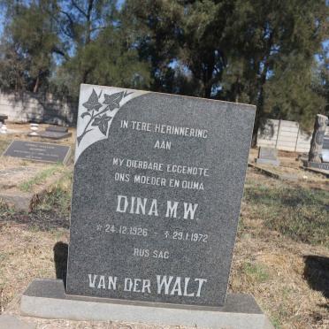WALT Dina M.W., van der 1926-1972
