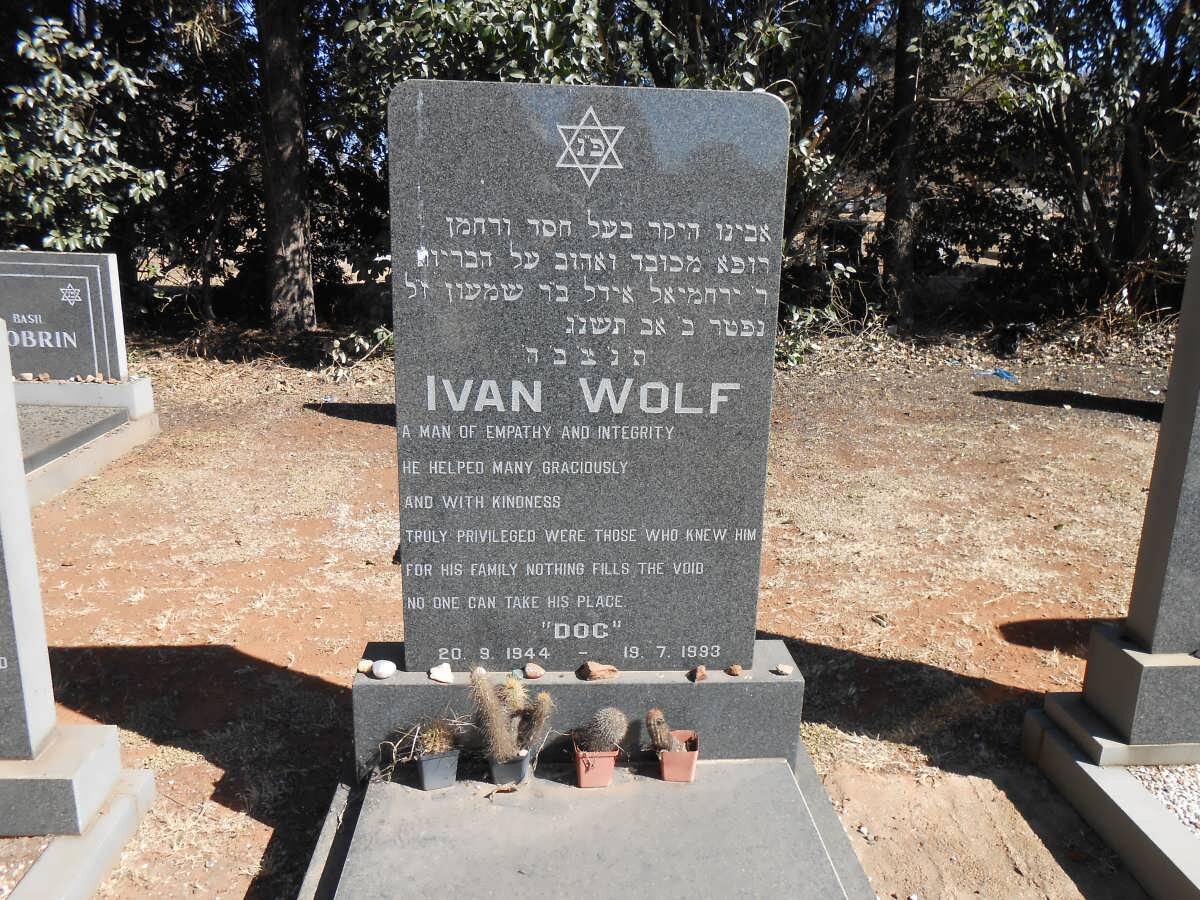 WOLF Ivan 1944-1993