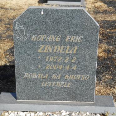 ZINDELA Kopang Eric 1972-2004