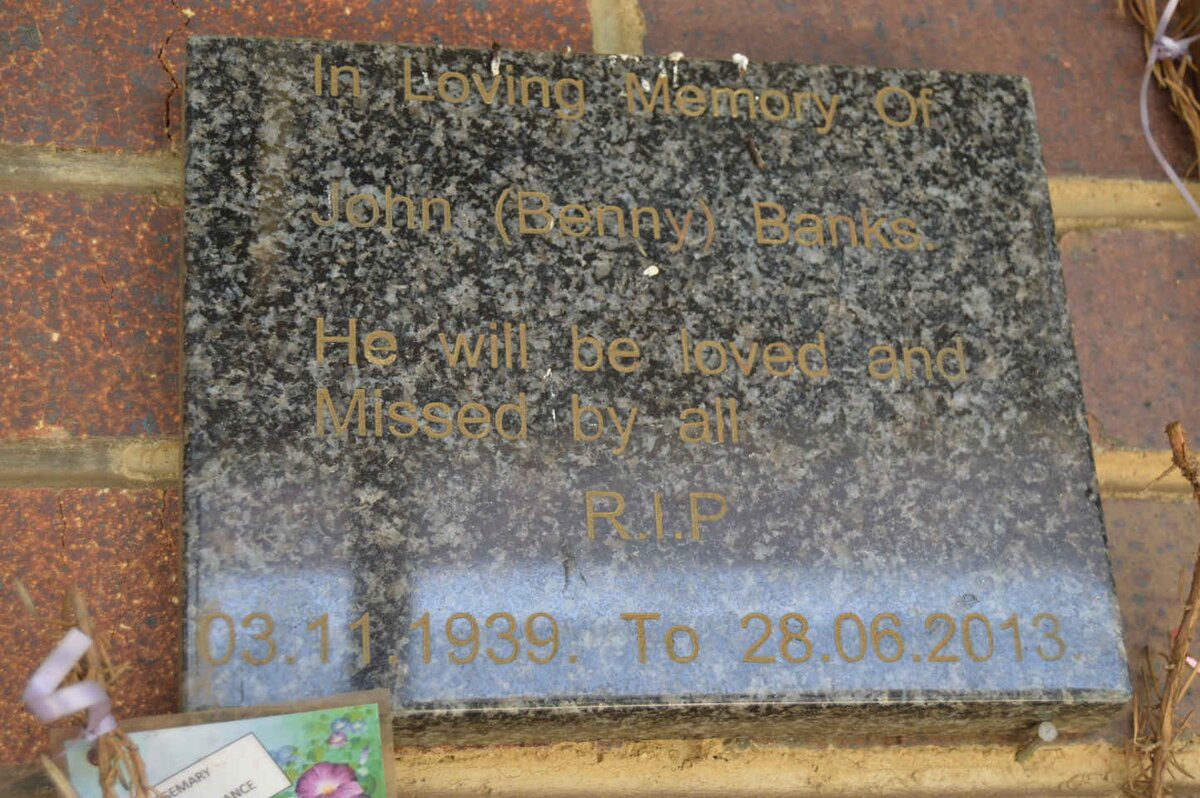 BANKS John 1939-2013