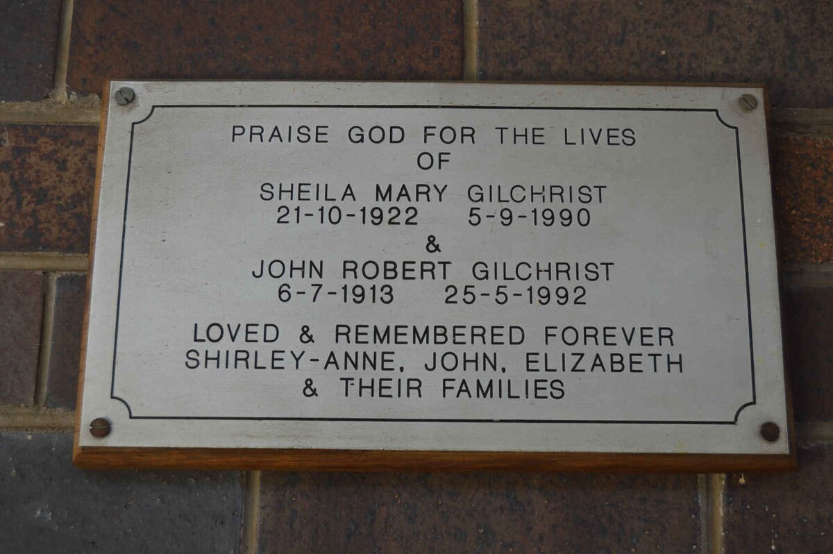 GILCHRIST John Robert 1913-1992 &amp; Sheila Mary 1922-1990