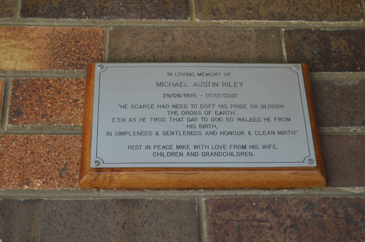 RILEY Michael Austin 1926-2007