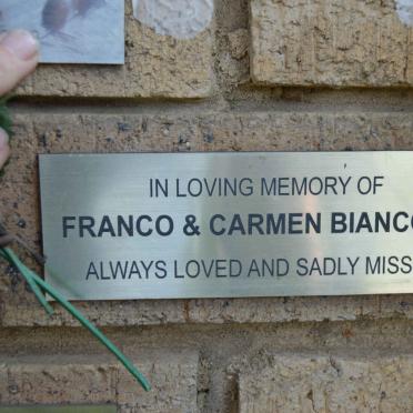 B - Vanne :: Surnames - B