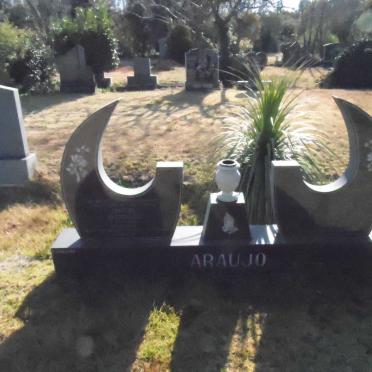 ARAUJO Manuel Rudrigues 1920-2008 &amp; Sarah Susanna Elizabeth 1926-2002