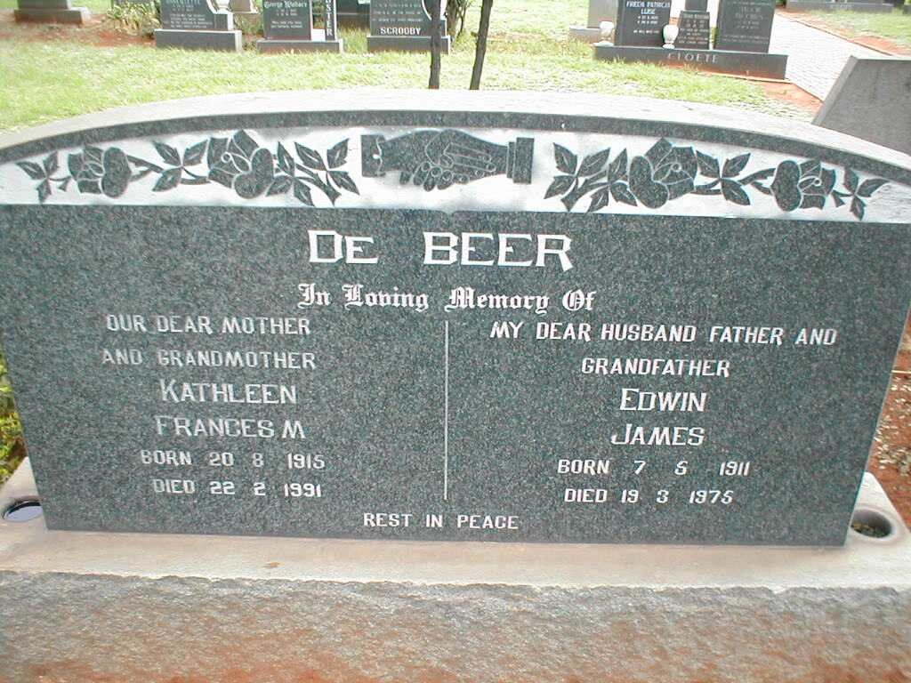 BEER Edwin James, de 1911-1975 &amp; Kathleen Frances M. 1915-1991