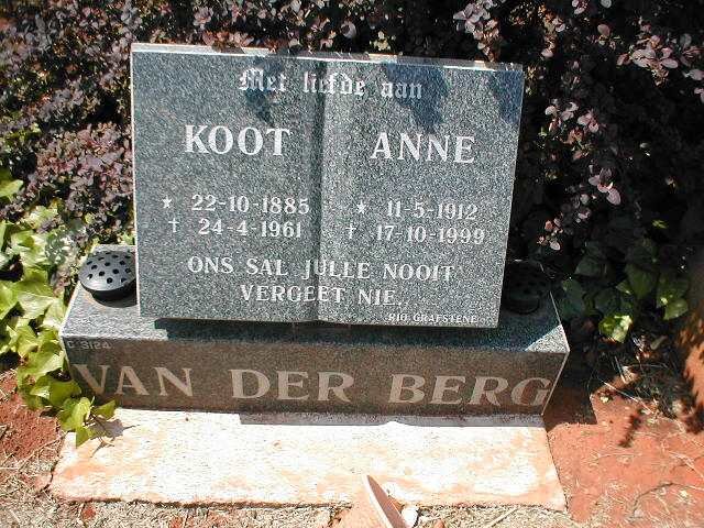 BERG Koot, van der 1885-1961 &amp; Anne 1912-1999