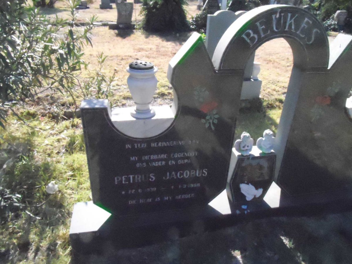 BEUKES Petrus Jacobus 1939-1998