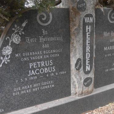 HEERDEN Petrus Jacobus, van 1938-1984 &amp; Marietjie 1943-