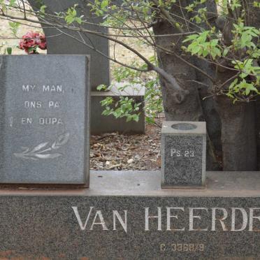 HEERDEN Andries Jacobus, van 1900-1982 &amp; Martha Maria Magdalena SWART 1913-