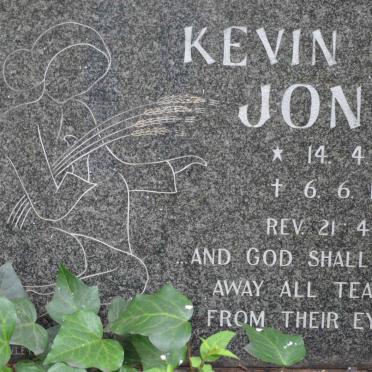 JONES Kevin 1957-1984