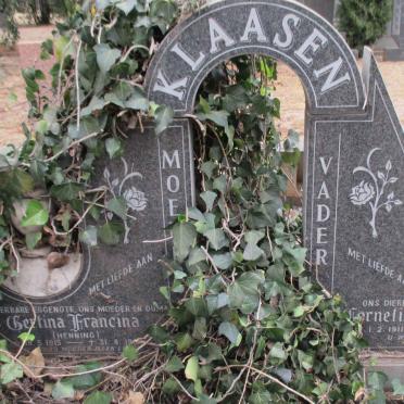 KLAASEN Cornelius Jacobus 1911-1988 &amp; Gertina Francina HENNING 1915-1984