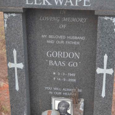 LEKWAPE Gordon 1949-2006
