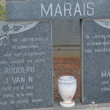 MARAIS Rudolph J. van N. 1918-1981 &amp; Maria E. 1926-1992