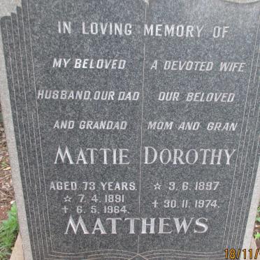 MATTHEWS Mattie 1891-1964 &amp; Dorothy 1897-1974
