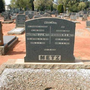 METZ Frederick W.E. 1873-1957 &amp; Magrietha J.J. BEYERS 1870-1956