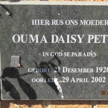 PETITT Daisy 1920-2002