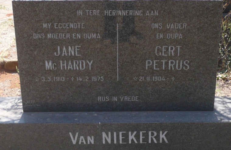 NIEKERK Gert Petrus, van 1904- &amp; Jane McHARDY 1910-1975