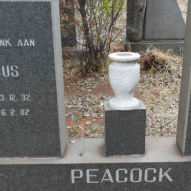 PEACOCK George 1930-2003 &amp; Sus 1932-1982