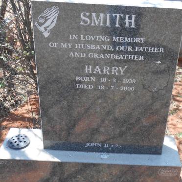 SMITH Harry 1939-2000