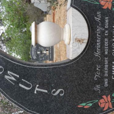 SMUTS Emma Susanna 1943-2001