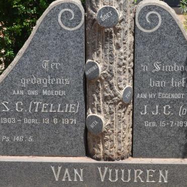 VUUREN J.J.C., van 1894-1966 &amp; P.S.C. 1903-1971
