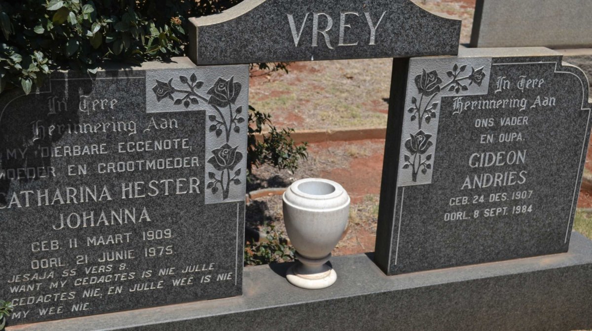 VREY Gideon Andries 1907-1984 &amp; Catharina Hester Johanna 1909-1975