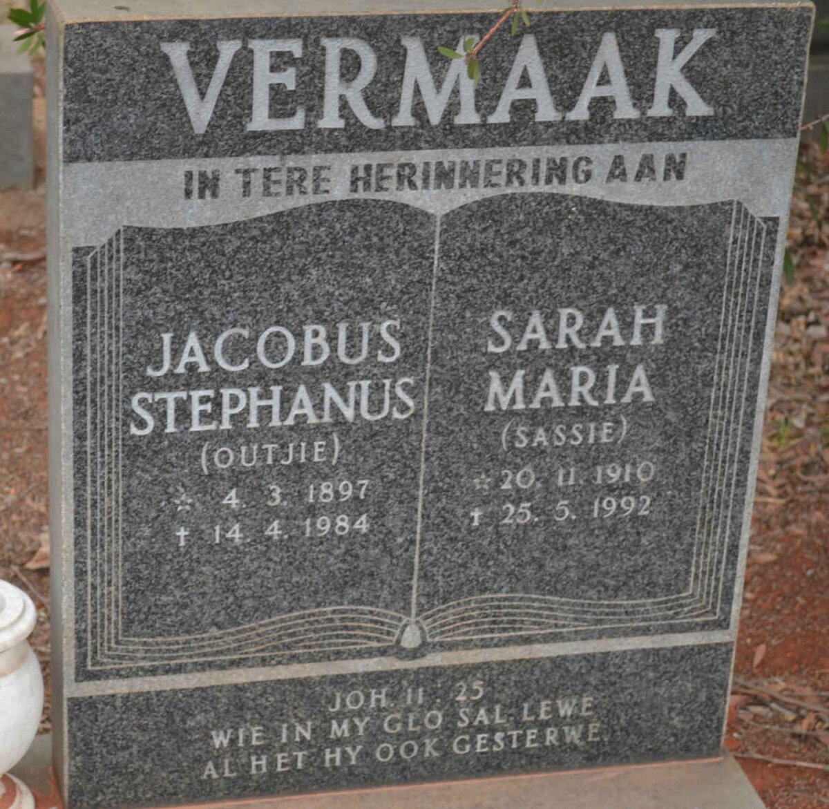 VERMAAK Jacobus Stephanus 1897-1984 &amp; Sarah Maria 1910-1992