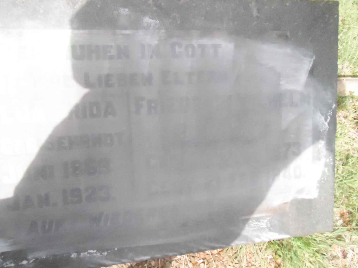 ? Friedrich Wilhelm 1873-1940 &amp; ?a Olga Frida BEHRNDT 18??-1923