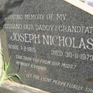 SIMONS Joseph Nicholas 1915-1973 &amp; Dorothy Constance 1921-2015