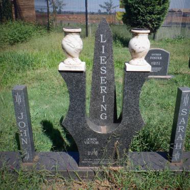 LIESERING John Victor 1919-1988 &amp; Sarah