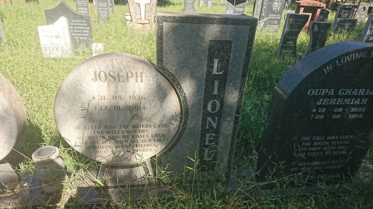 ? Joseph 1936-2004 &amp; Susan 1937-1998