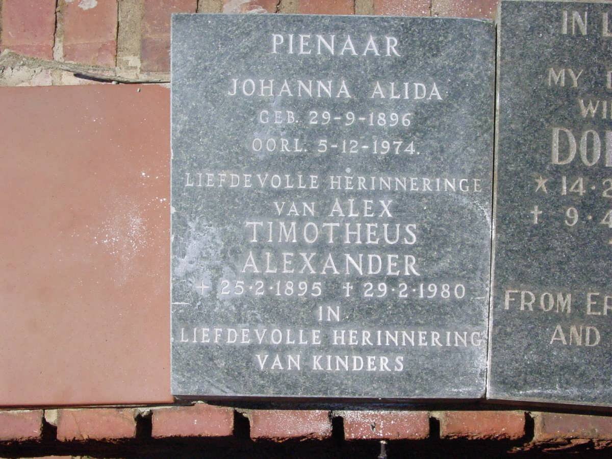ALEXANDER Alex Timotheus 1895-1980 &amp; Johanna Alida PIENAAR 1896-1974
