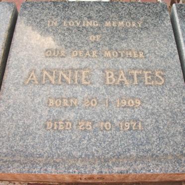 BATES Annie 1909-1971