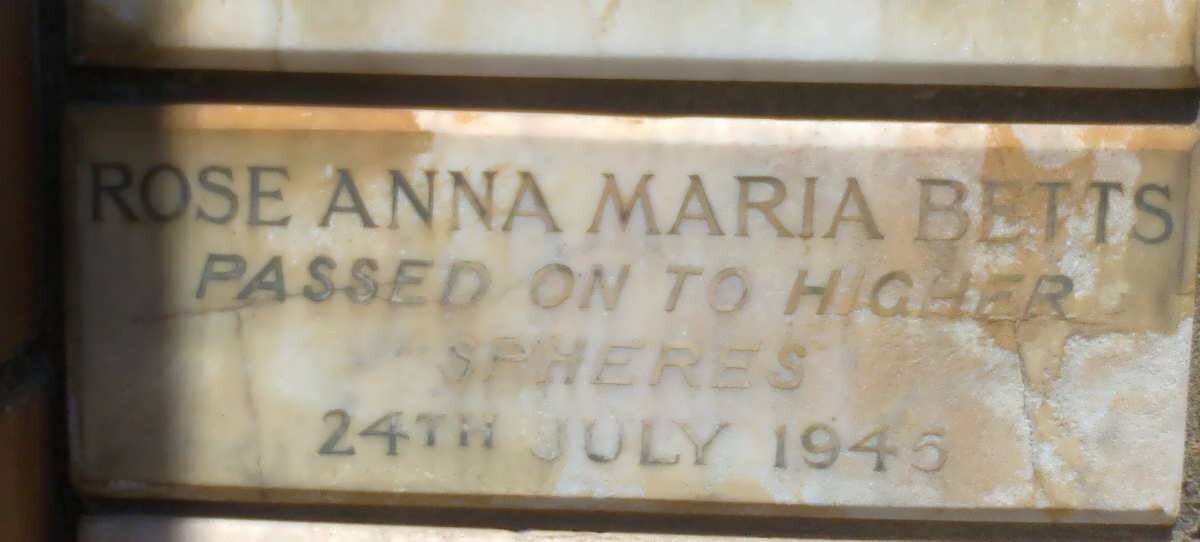 BETTS Rose Anna Maria -1945