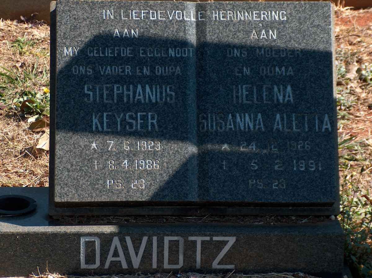 DAVIDTZ Stephanus Keyser 1923-1986 &amp; Helena Susanna Aletta 1926-1991