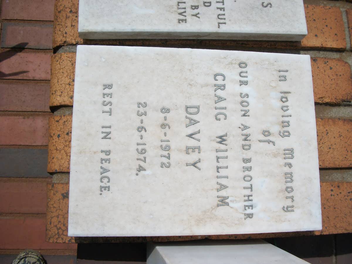 DAVEY Craig William 1972-1974