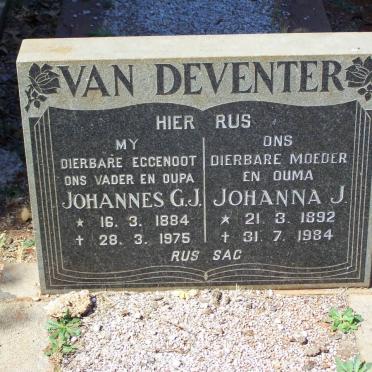 DEVENTER Johannes G.J., van 1884-1975 &amp; Johanna J. 1892-1984