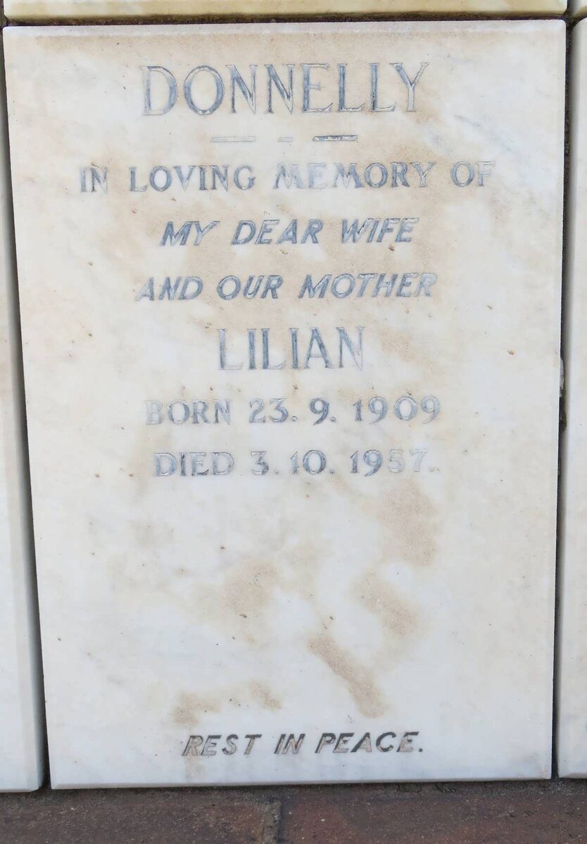 DONNELLY Lilian 1909-1957