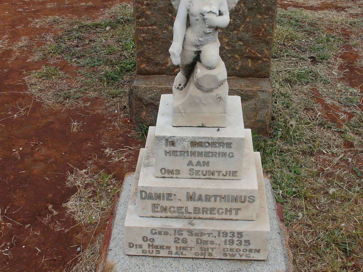 ENGELBRECHT Daniel Marthinus 1935-1935
