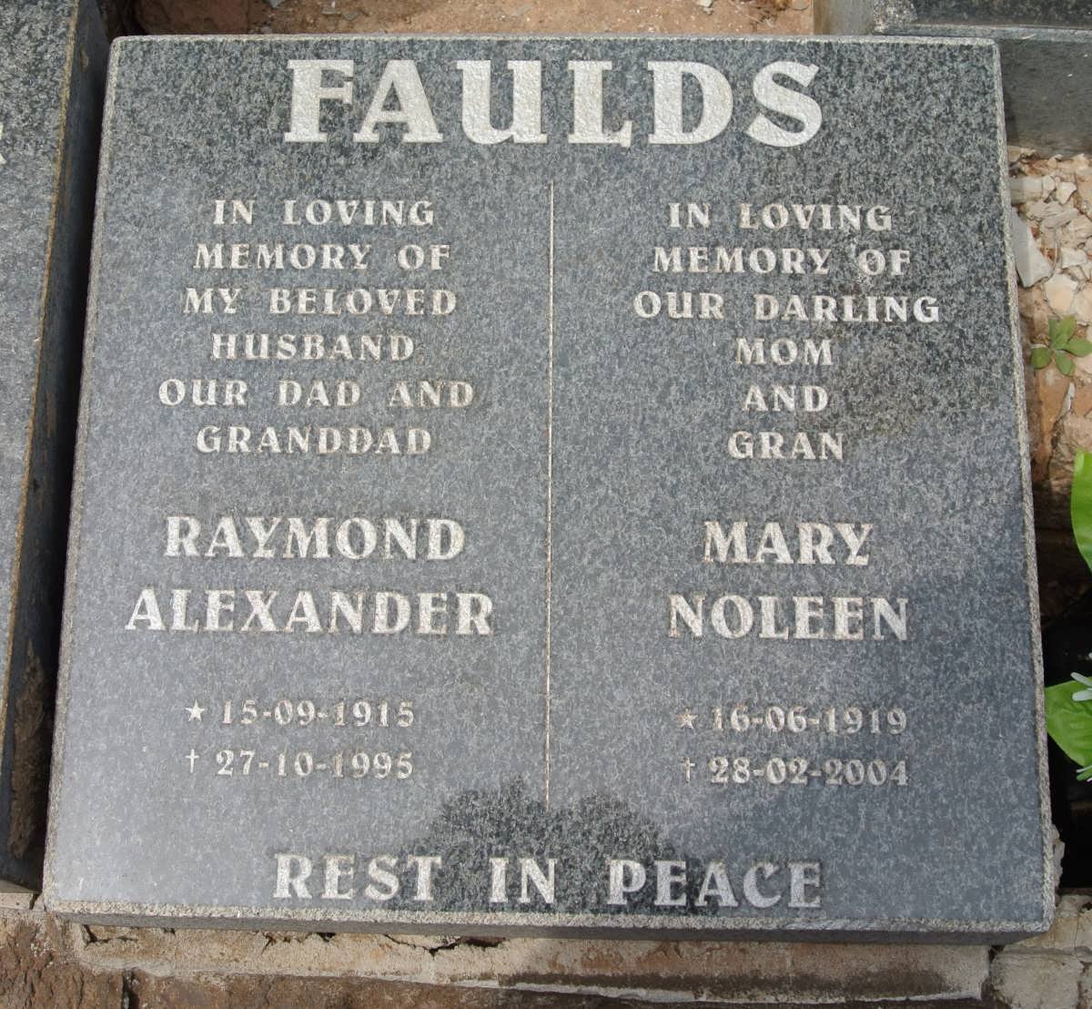 FAULDS Raymond Alexander 1915-1995 &amp; Mary Noleen 1919-2004