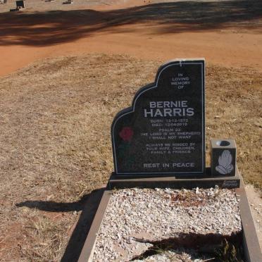 HARRIS Bernie 1972-2010