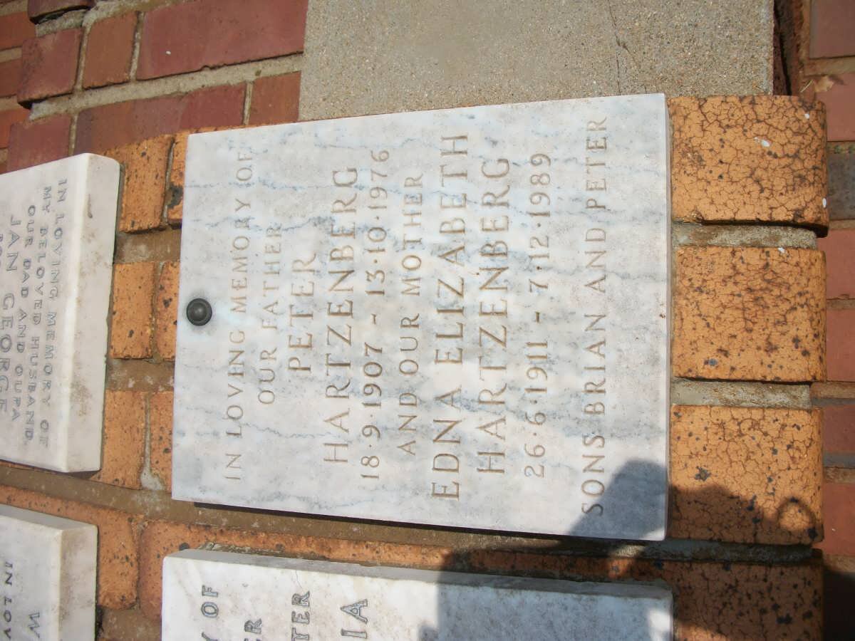 HARTZENBERG Peter 1907-1973 &amp; Edna Elizabeth 1911-1989