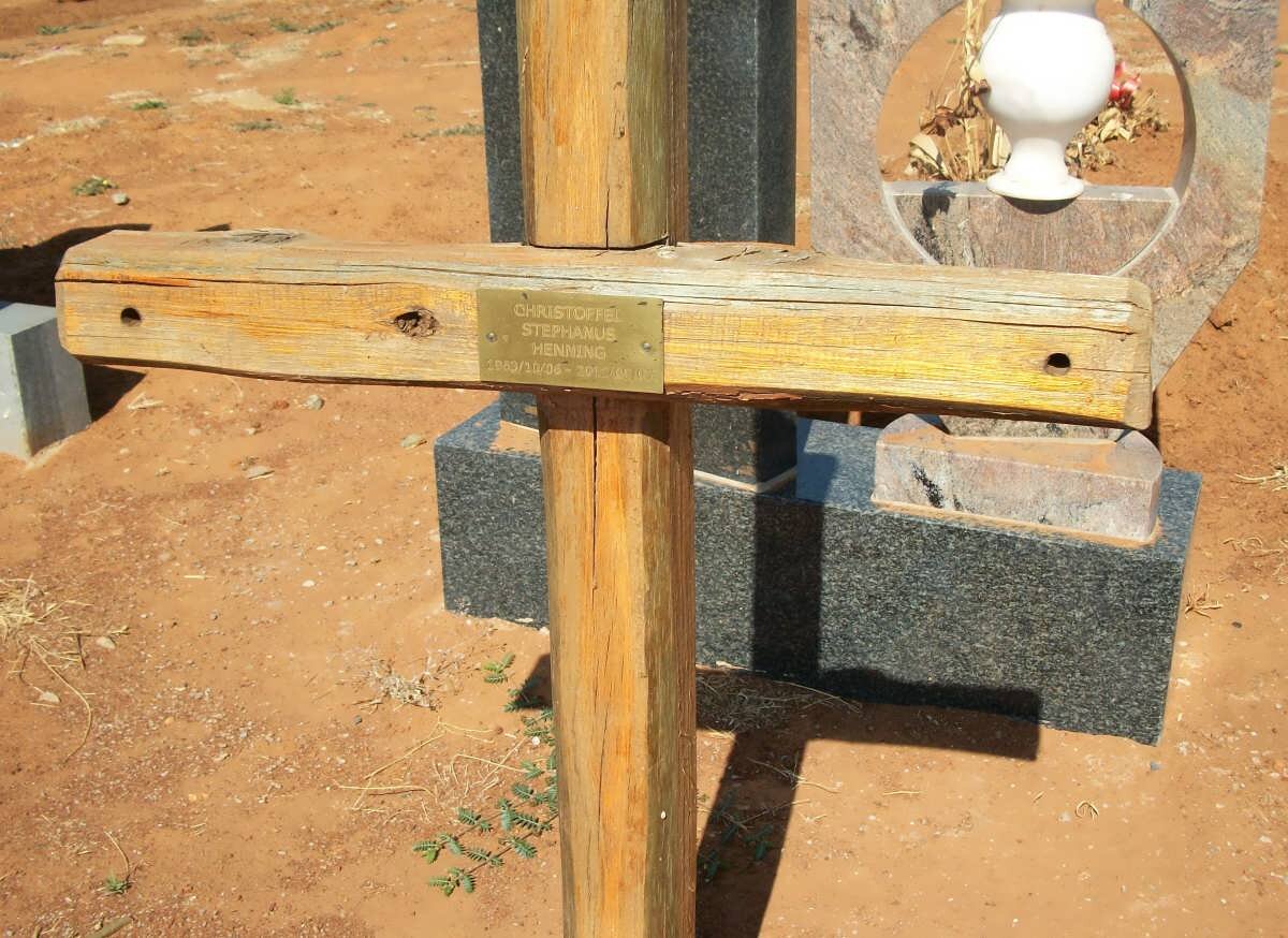 HENNING Christoffel Stephanus 1983-2011