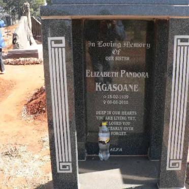 KGASOANE Elizabeth Pandora 1939-2010