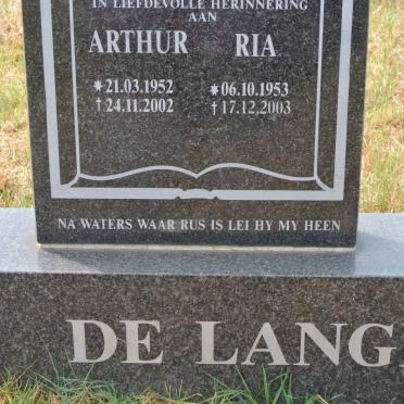 LANGE Arthur, de 1952-2002 &amp; Ria 1953-2003