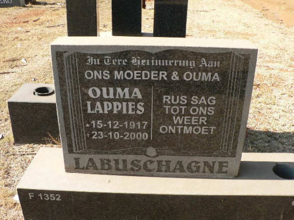 LABUSHAGNE Ouma Lappies 1917-2000