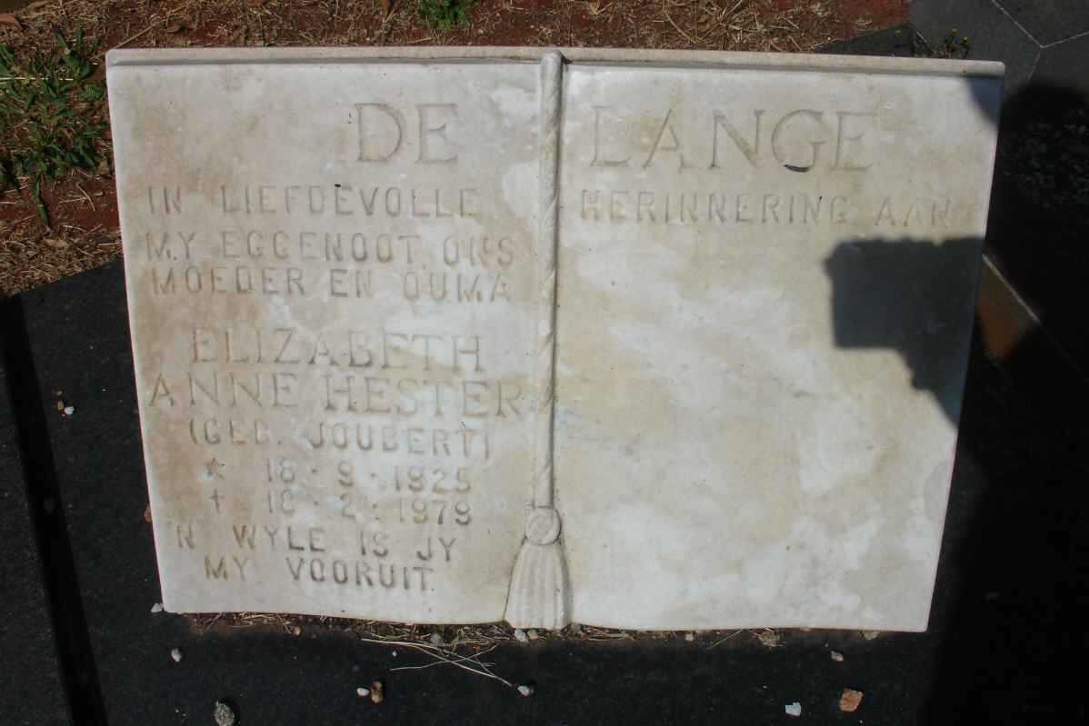 LANGE Elizabeth Anne Hester, de nee JOUBERT 1925-1979