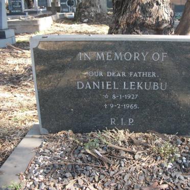 LEKUBU Daniel 1927-1965