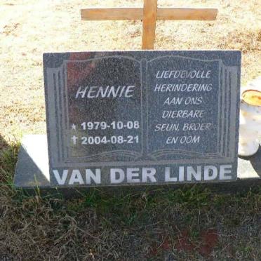 LINDE Hennie, van der 1979-2004