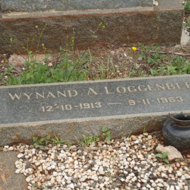 LOGGENBERG Wynand 1913-1963 &amp; J.H.A.S. VAN VUUREN 1910-1988